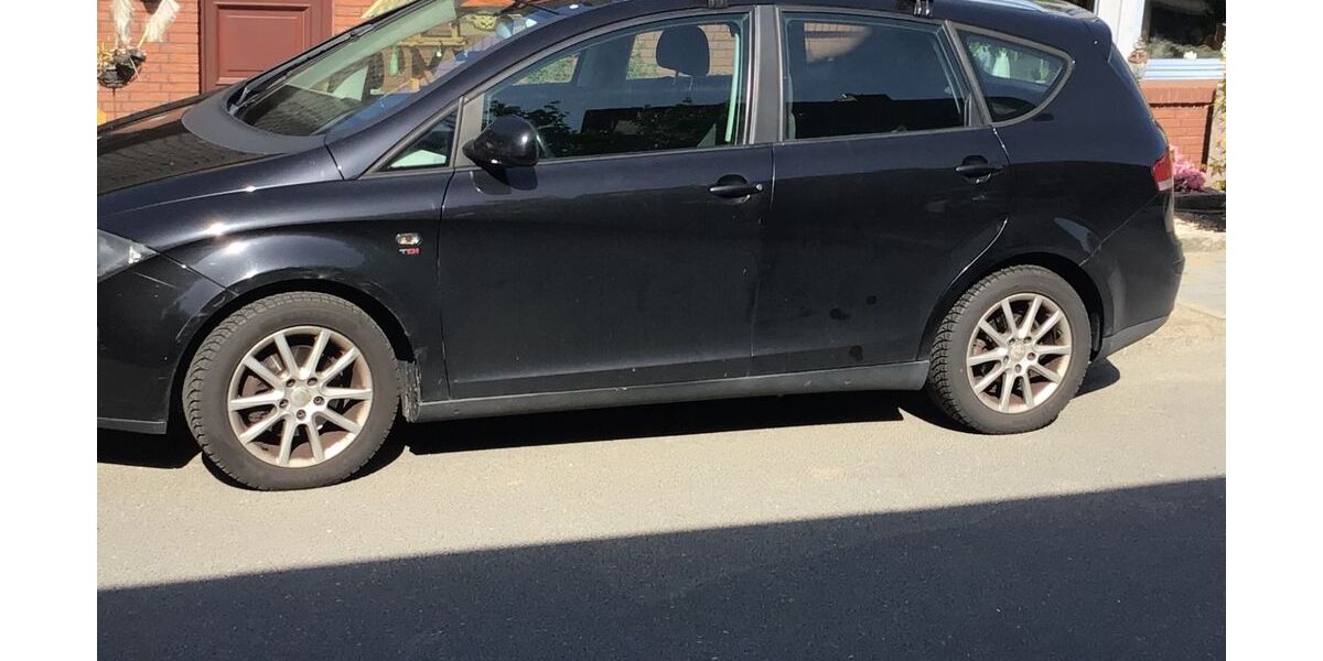Seat Altea 313.360 km 1.990 &euro; Witzhave 22969