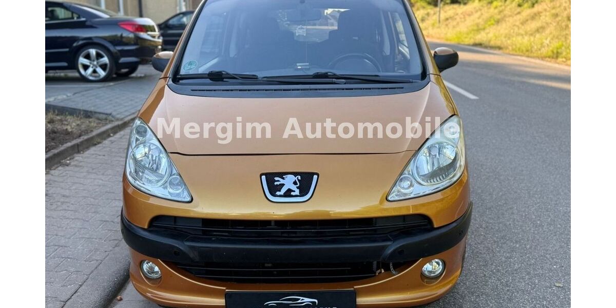 Peugeot 1007 152.000 km 2.999 &euro; Wendelsheim 55234