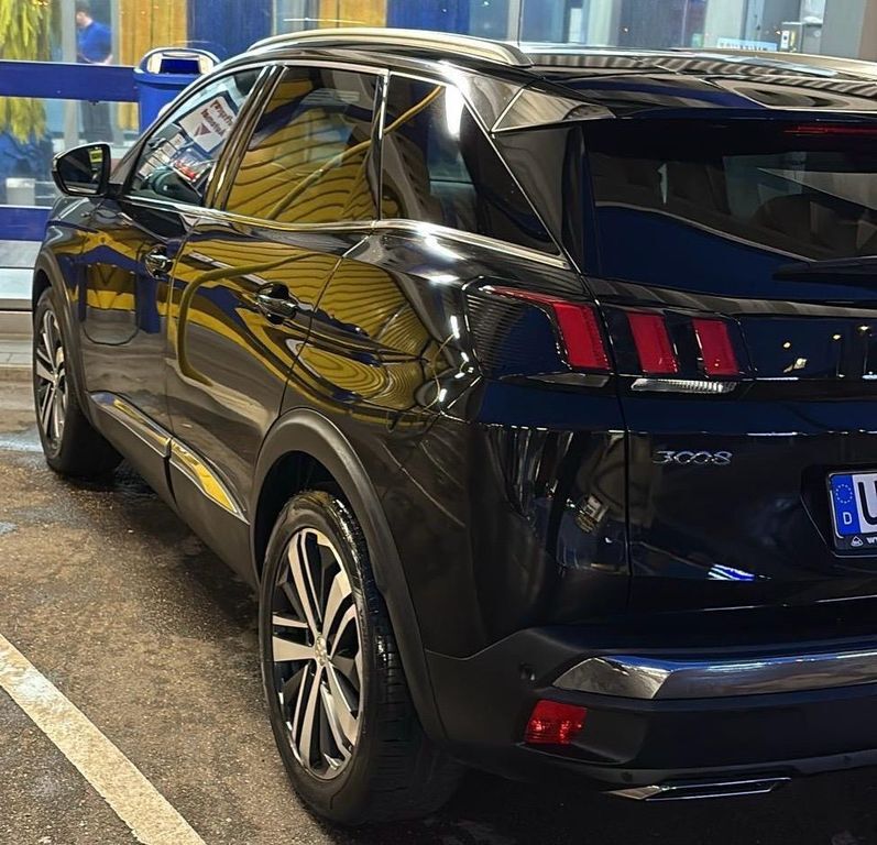 Peugeot 3008 156.000 km 15.400 € Ulm 89075