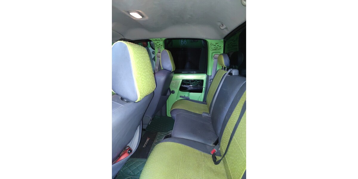 Dodge Ram 1500 Crew Cab Pick-up 465.000 km 14.700 &euro; Mühlhausen-Ehingen 78259