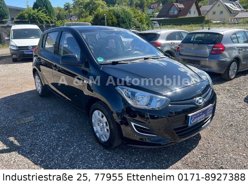 i20
