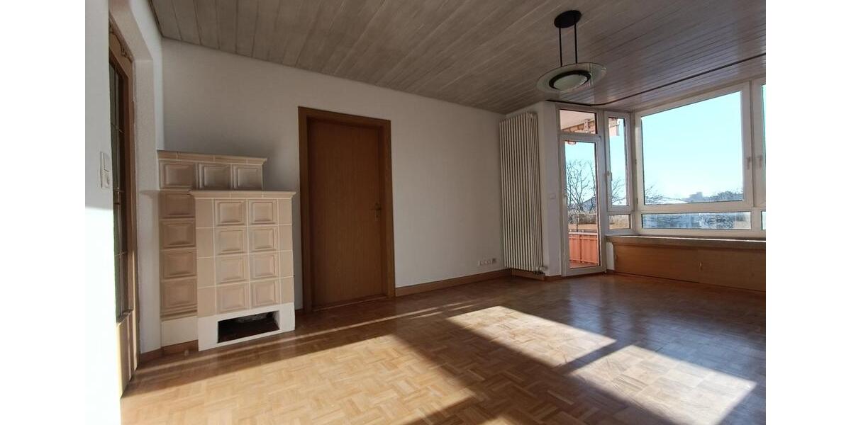 Vermieten gepflegte 5 Zimmer Doppel – Wohnung (115 m² ) im 4. OG 5 zimmer