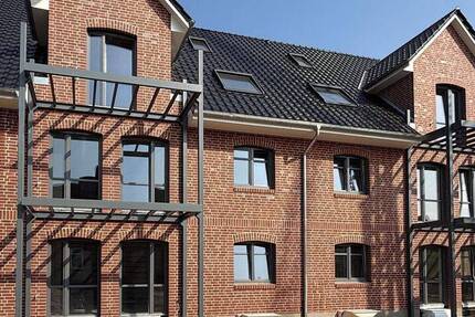 Helle Neubau-Wohnung mit Balkon und Aufzug in der Uetersener Altstadt (WE 04) 3 zimmer