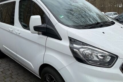 Ford Transit Custom 209.000 km 12.999 &euro; Hannover 30457