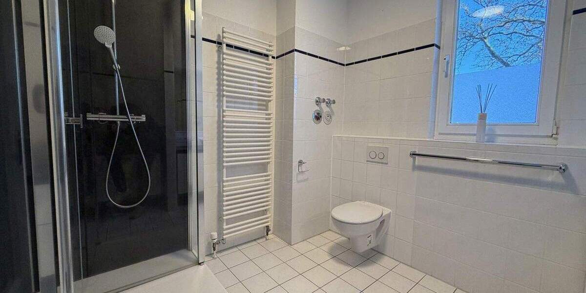 Etagenwohnung Bremen Lehesterdeich - 2 Zimmer, 85 m&sup2;, 338.000&euro; | Angebot:25432040