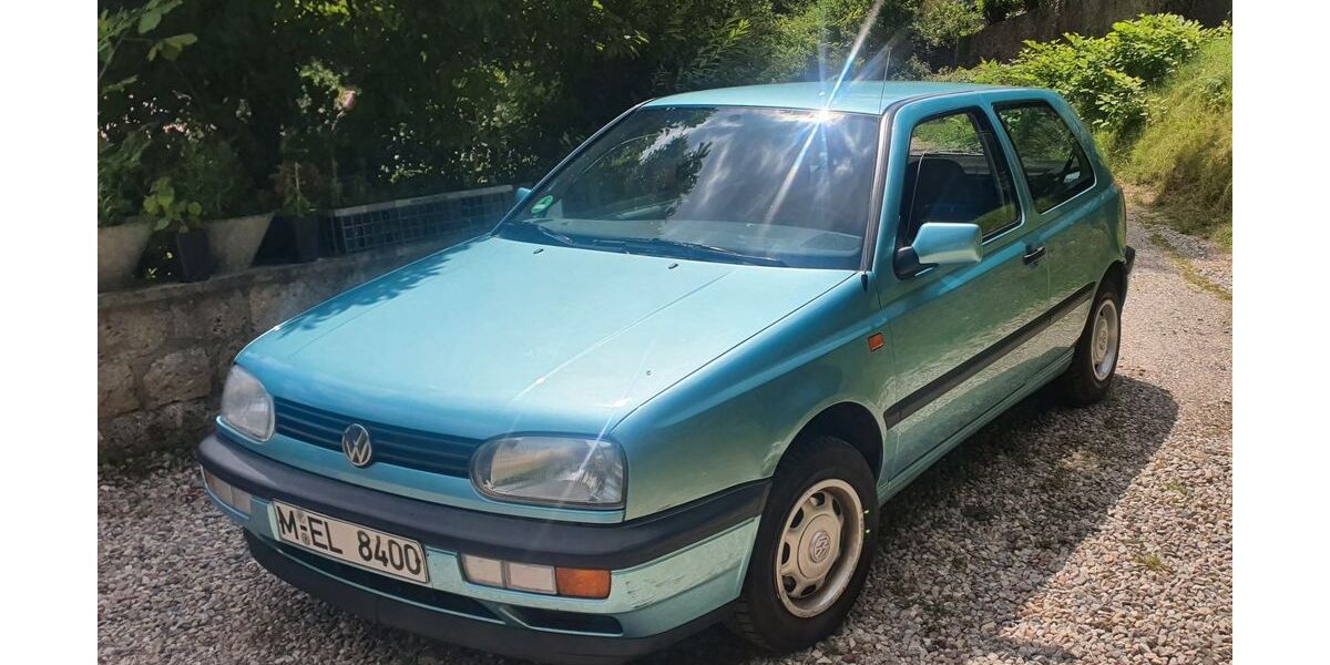 VW Golf 60.800 km 5.500 &euro; Mehring 84561