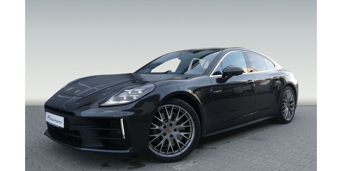 Porsche Panamera 9.900 km 138.900 &euro; Gilching 82205