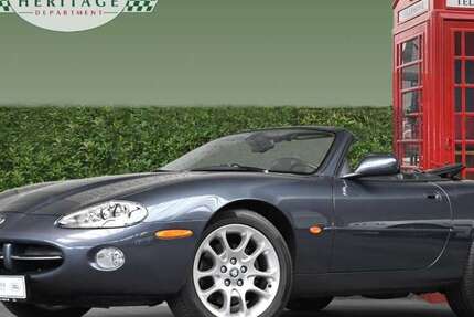 Jaguar XK8