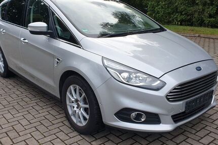 Ford S-Max 274.235 km 6.500 € Chemnitz 09112