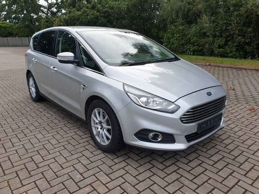 Ford S-Max 274.235 km 6.500 € Chemnitz 09112