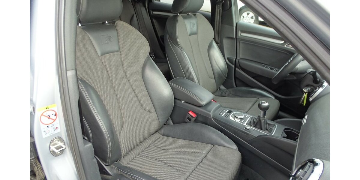 Audi A3 35 2,0l TDI S-Line Paket, Navi, Klimaauto., PDC 123.848 km 15.490 &euro; Rodgau 63110