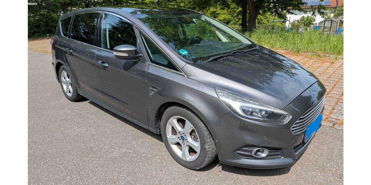 Ford S-Max 244.000 km 7.750 &euro; Östringen 76684