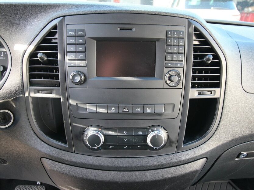 Mercedes-Benz Vito Tourer 116 CDI Pro extralang TAXI LED+NAVI 337.836 km 23.800 € Hagenow 19230