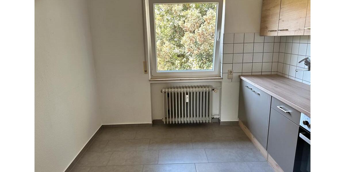 Etagenwohnung Schlaitdorf - 4 Zimmer, 95 m&sup2;, 1.120&euro; | Angebot:26646742