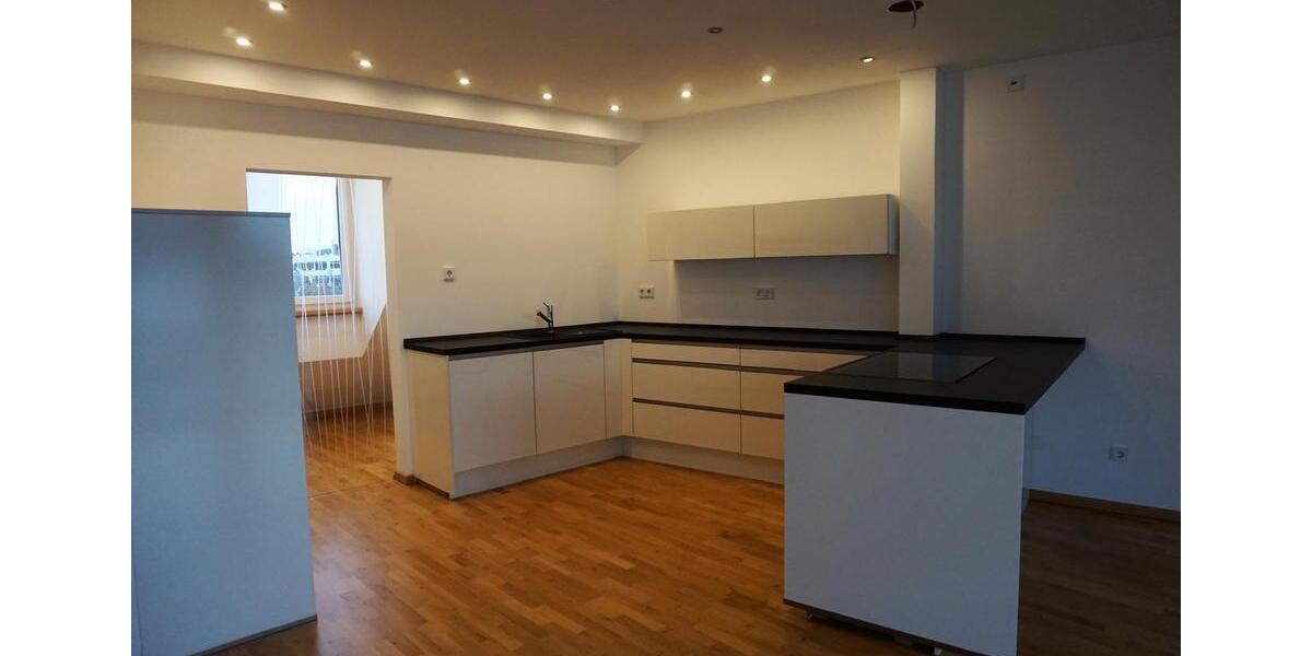 Dachgeschoßwohnung Trier - 2.5 Zimmer, 73 m&sup2;, 345.000&euro; | Angebot:27108682