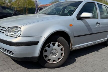 VW Golf 192.936 km 690 &euro; Tübingen 72072