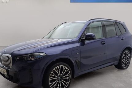 BMW X5 8.141 km 114.995 € München 80939