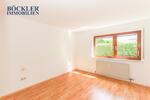 Zuhause im Grünen - 2-Zimmer-GartenTerrassenwohnung mit Garage