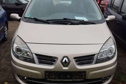 Renault Scenic 156.167 km 2.500 € Dresden 01237