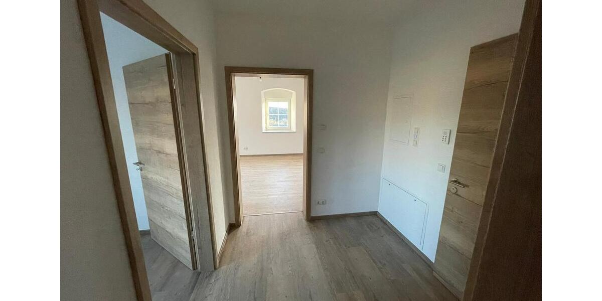 Etagenwohnung Neunburg vorm Wald - 1 Zimmer, 57 m&sup2;, 10&euro; | Angebot:25230846