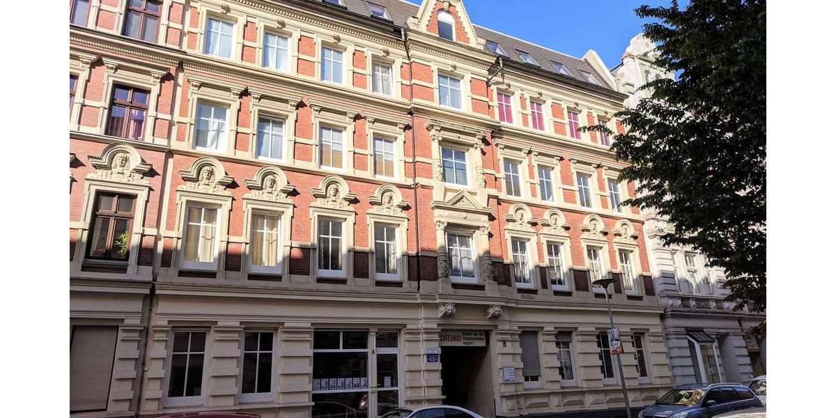 3 Zimmer-Wohnung mit separatem Eingang und Terrasse *ab sofort verfügbar* 3 zimmer