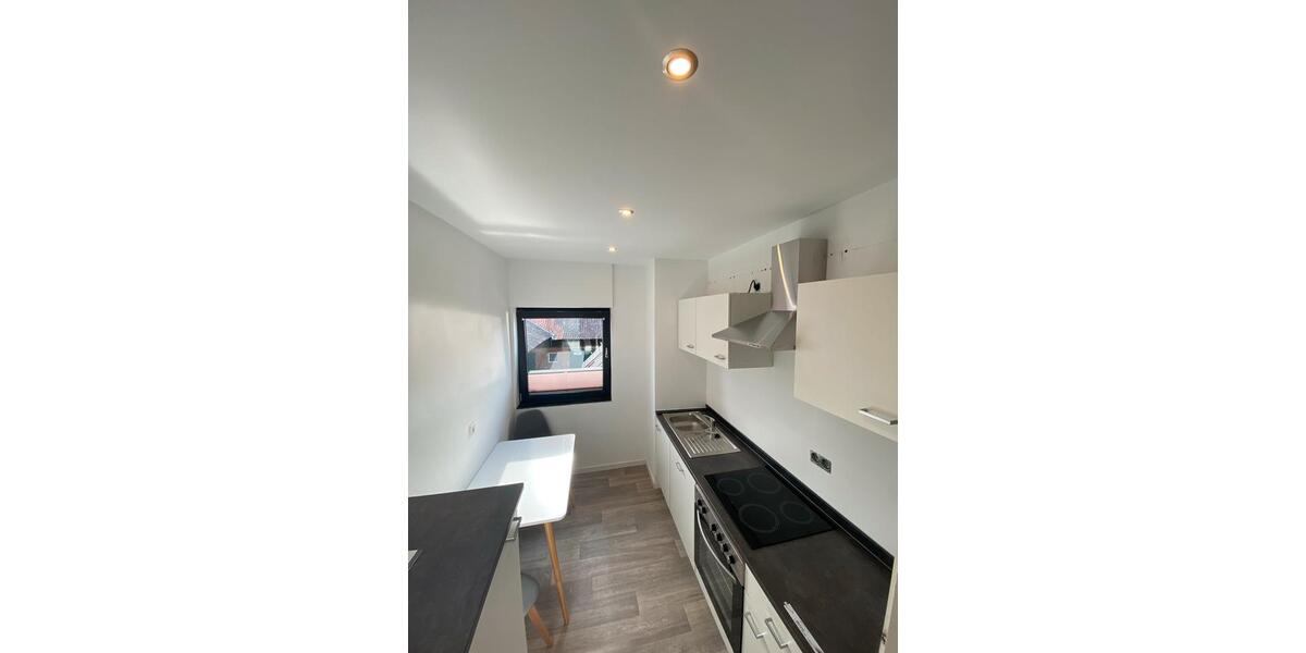 Etagenwohnung Rinteln - 3 Zimmer, 100 m&sup2;, 440&euro; | Angebot:26277734