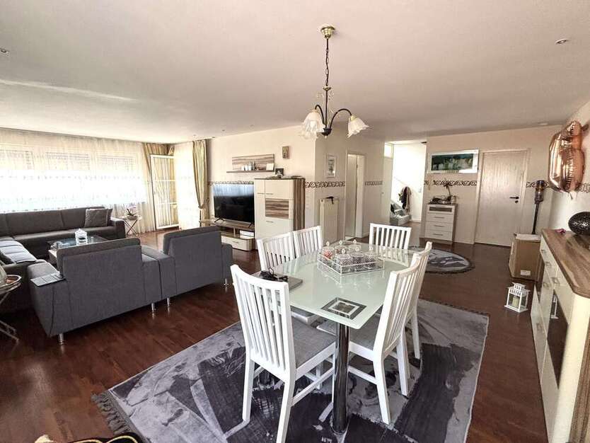 Wohnung zum Mieten in Wachtberg-Adendorf 1.060 € 106 m²