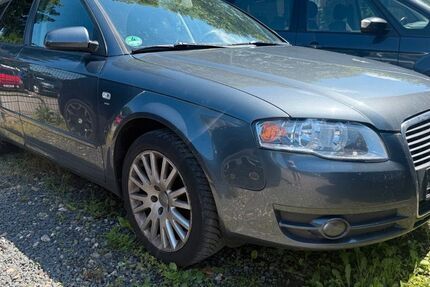 Audi A4 228.385 km 2.490 &euro; Hamburg 22179