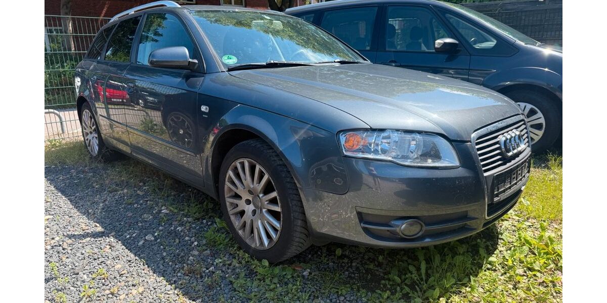 Audi A4 228.385 km 2.490 &euro; Hamburg 22179