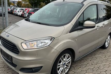 Ford Tourneo Courier 98.000 km 7.499 € Buxtehude 21614