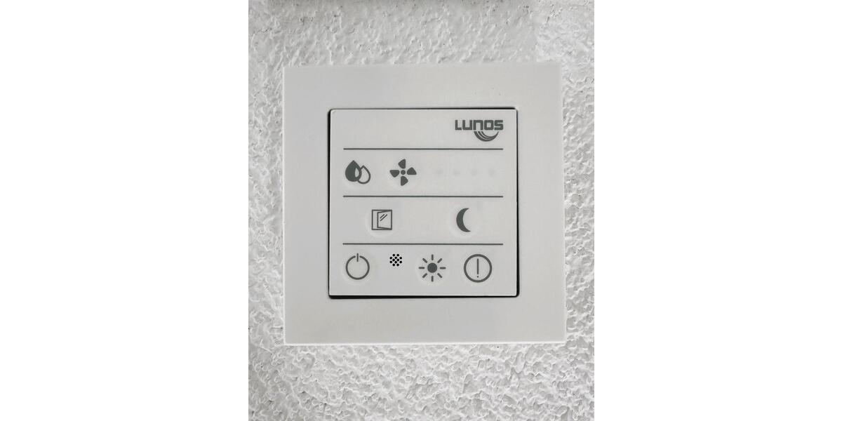 Neuwertige 4 Zim.-Penthouse Wohnung am See mit riesen Terrasse in Singen 4 zimmer