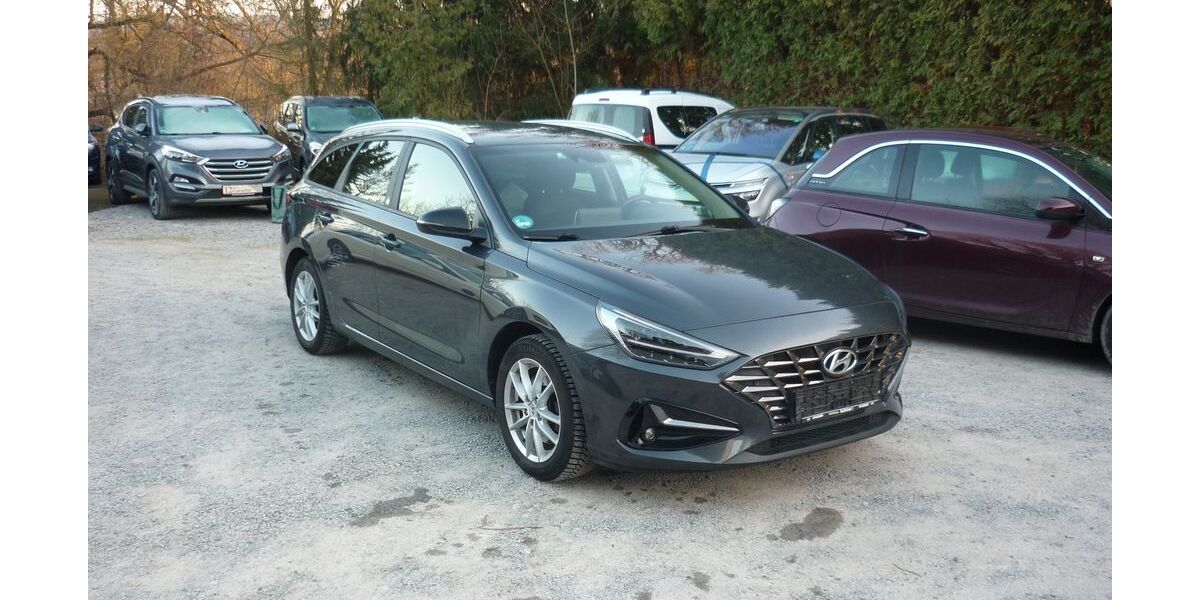 Hyundai i30 86.400 km 14.990 &euro; Estenfeld bei Würzburg 97230