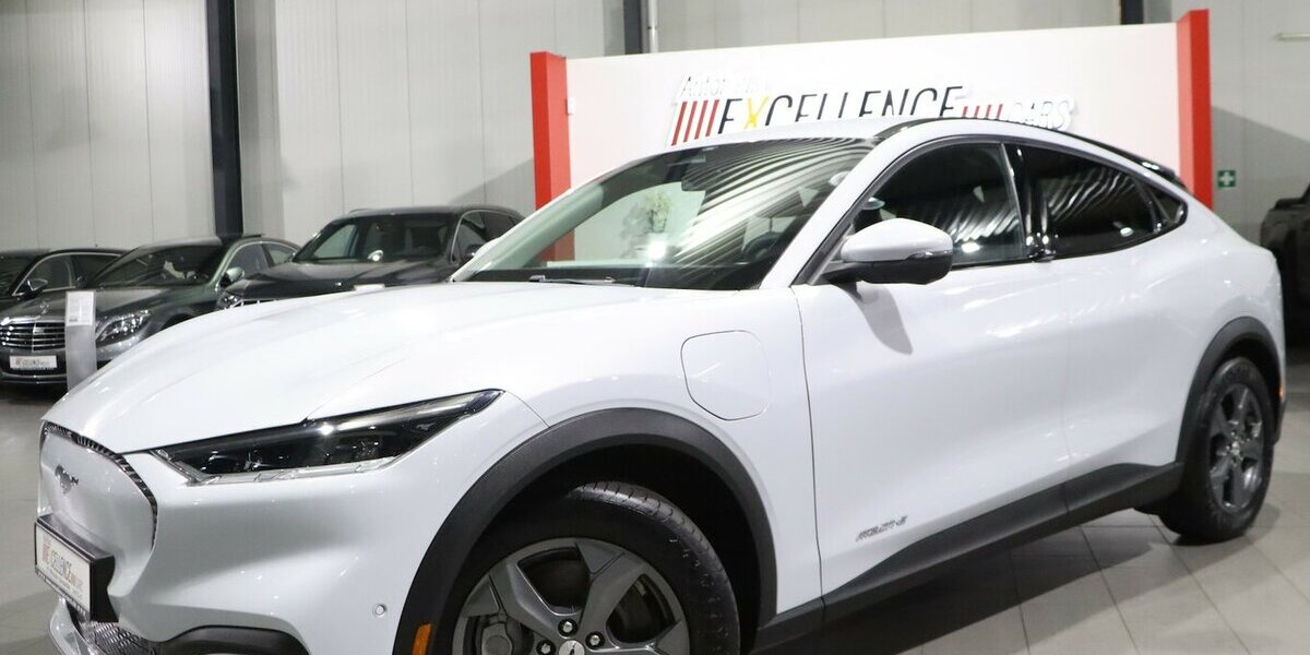 Ford Mustang Mach-E VIRTUAL+360°+NAVI+ / AHK 50.000 km 25.888 &euro; Hamm 59077