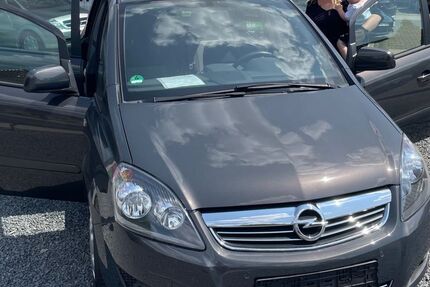 Opel Zafira 137.900 km 5.500 &euro; Übach-Palenberg 52531