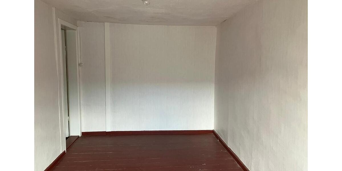 Doppelhaushälfte Salzwedel - 7 Zimmer, 170 m&sup2;, 59.000&euro; | Angebot:26402908