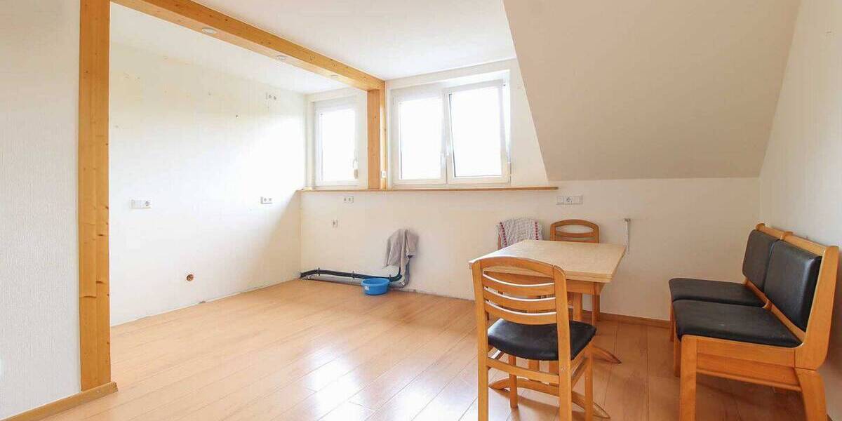 Einfamilienhaus Beverungen Dalhausen - 6 Zimmer, 134 m&sup2;, 130.000&euro; | Angebot:26259279