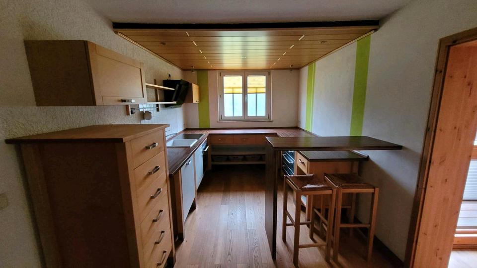 Dachgeschoßwohnung Saalfeld (Saale) - 4 Zimmer, 110 m&sup2;, 750&euro; | Angebot:26327528
