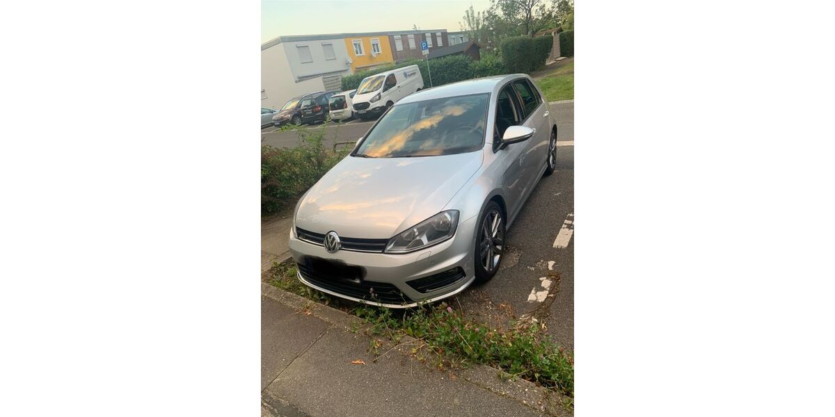 VW Golf 146.000 km 8.800 &euro; Amberg 92224