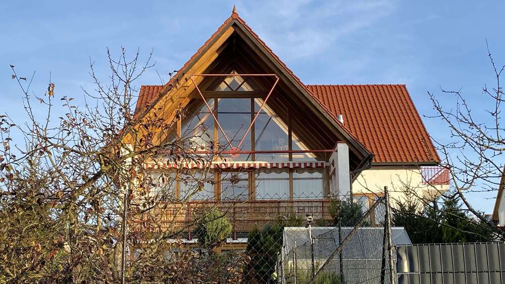 Einfamilienhaus Langenbrettach - 7 Zimmer, 200 m&sup2;, 475.000&euro; | Angebot:25194316