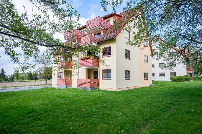 Wohnung zum Kaufen in Glauchau 81.000 € 65 m²