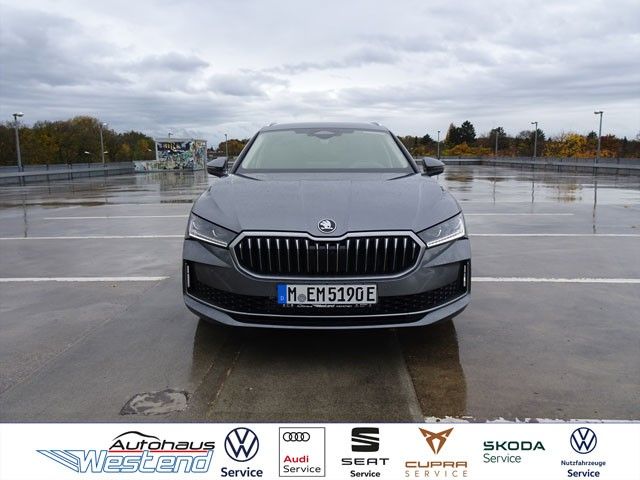 Skoda Superb 2.500 km 53.960 € München 80686