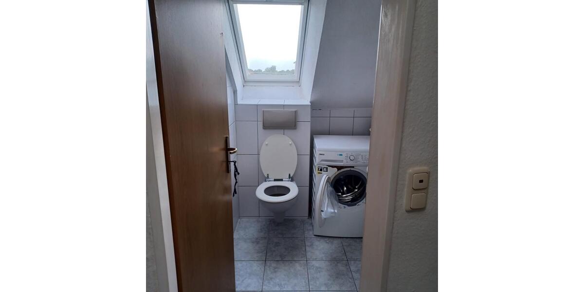 Dachgeschoßwohnung Petershagen - 4 Zimmer, 120 m&sup2;, 800&euro; | Angebot:26539772
