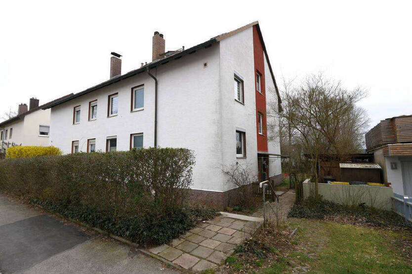 Doppelhaushälfte mit Potenzial in Rödental-Oeslau