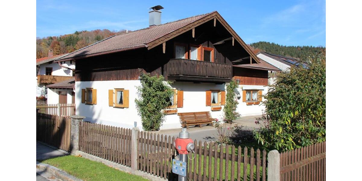 Einfamilienhaus Hausham - 7 Zimmer, 162 m&sup2;, 920.000&euro; | Angebot:24494261