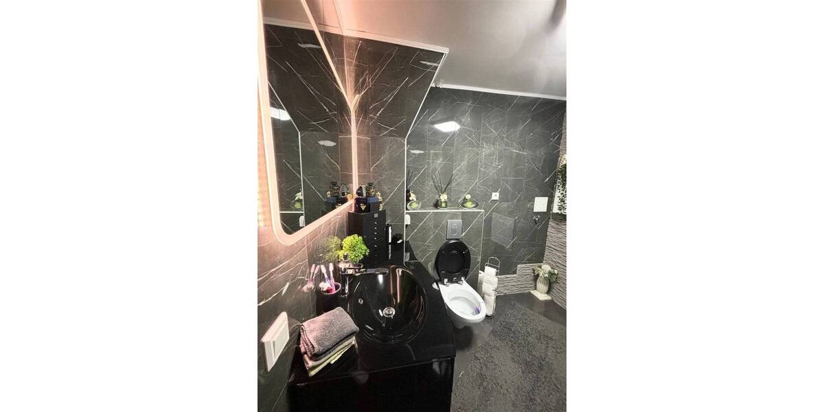 Einfamilienhaus Nidda Ulfa - 4 Zimmer, 140 m&sup2;, 360.000&euro; | Angebot:25678469