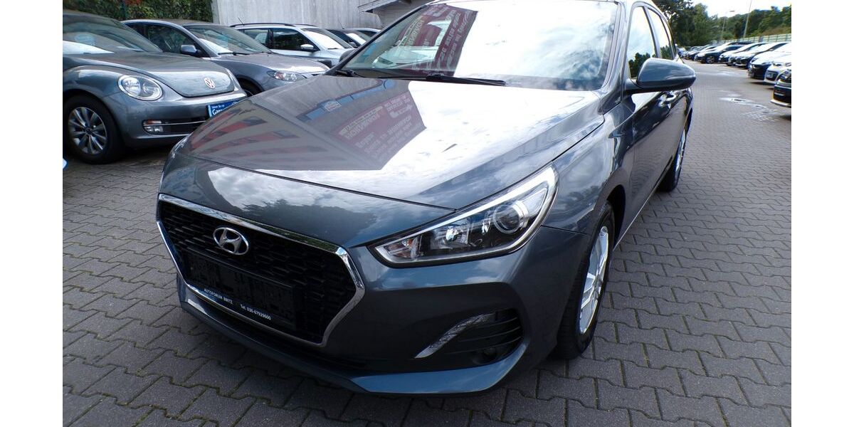 Hyundai i30 66.000 km 14.990 &euro; Berlin 12347