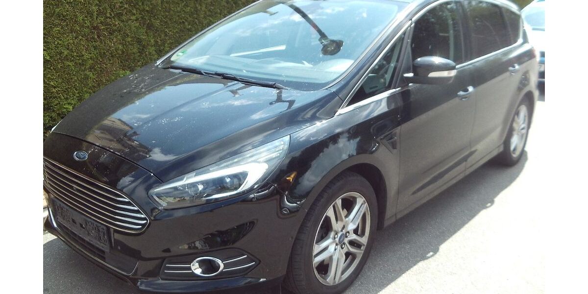 Ford S-Max 180.000 km 7.900 &euro; Limbach-Oberfrohna 09212