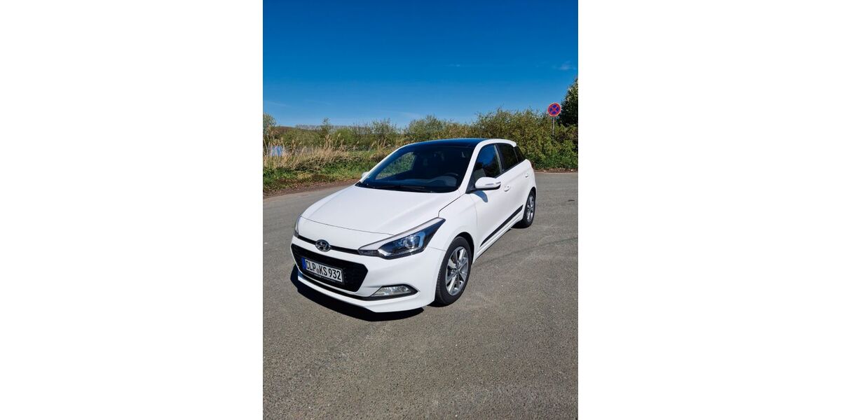 Hyundai i20 162.000 km 7.499 &euro; Bösel 26219