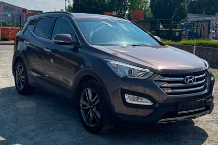 Hyundai SANTA FE 141.000 km 9.999 &euro; Flensburg 24941