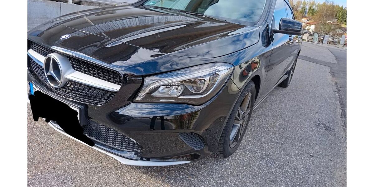 Mercedes-Benz CLA 180 Shooting Brake 218.000 km 10.499 &euro; Langdorf 94264
